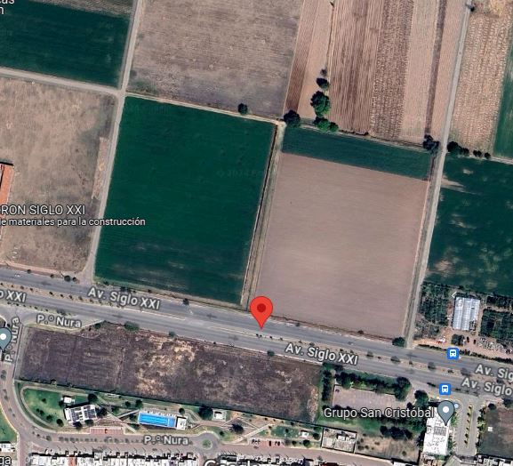 Terreno AV. S XXI